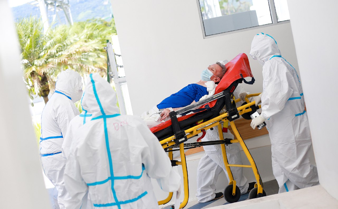 8 nuevos pacientes COVID19 ingresan al Hospital El Salvador en las últimas horas 8-nuevos-pacientes-covid19-ingresan-al-hospital-el-salvador-en-las-ultimas-horas